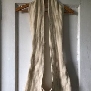Cashmere Ribbed vest